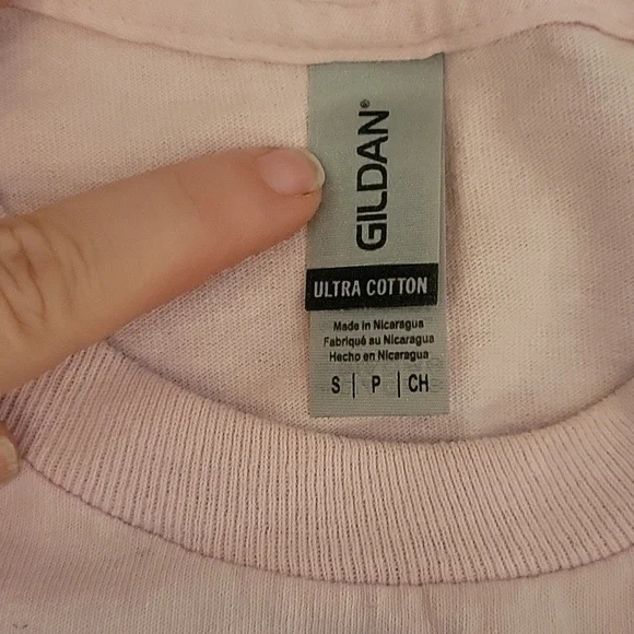 Unisex Small Pink Long Sleeve Teddy Swims Concert T Shirt NWOT - Picture 7 of 7